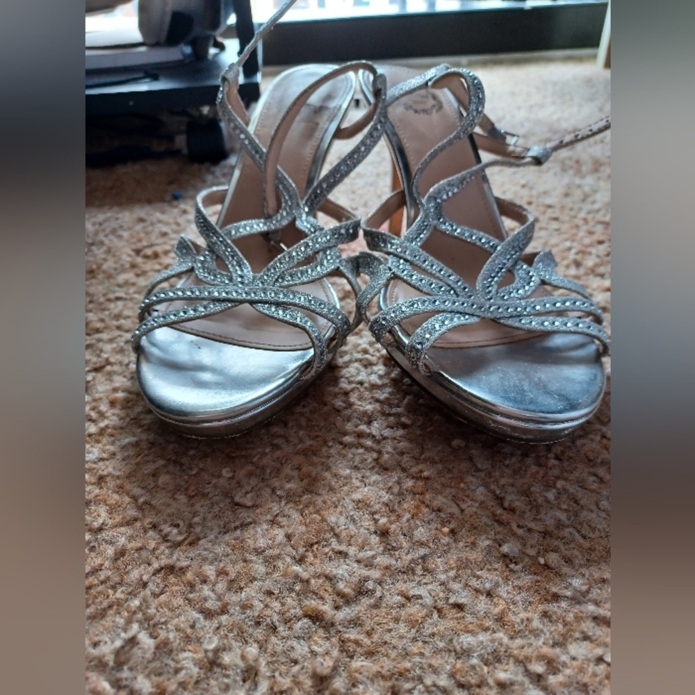 Women's Nina Shoes Nina Veralee Silver Leather Embellished Strappy Sandals
